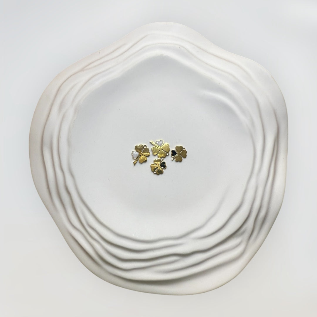 Collier Melia